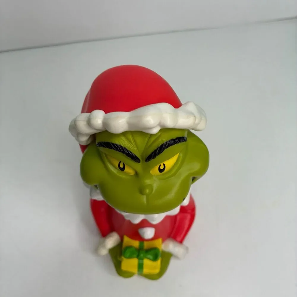 Hallmark Grinch in the Fridge Motion Activated Figure 8in 2013 Working